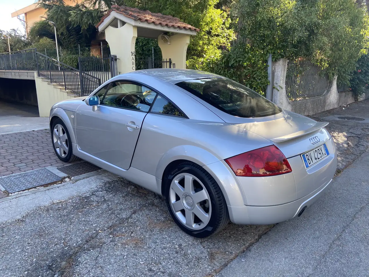 Audi TT I Coupe 1.8t - S-Line, foto 7