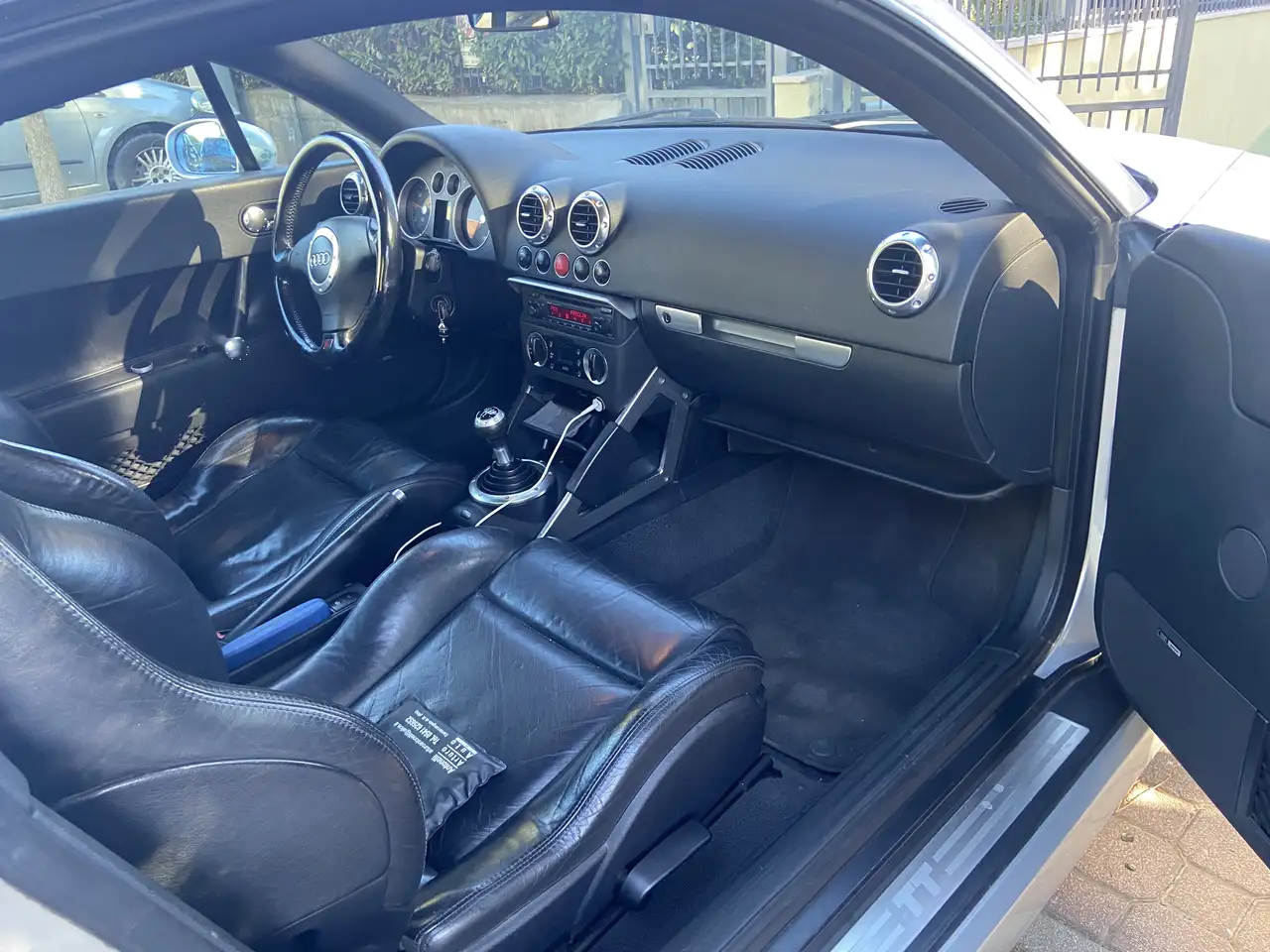 Audi TT I Coupe 1.8t - S-Line, foto 8