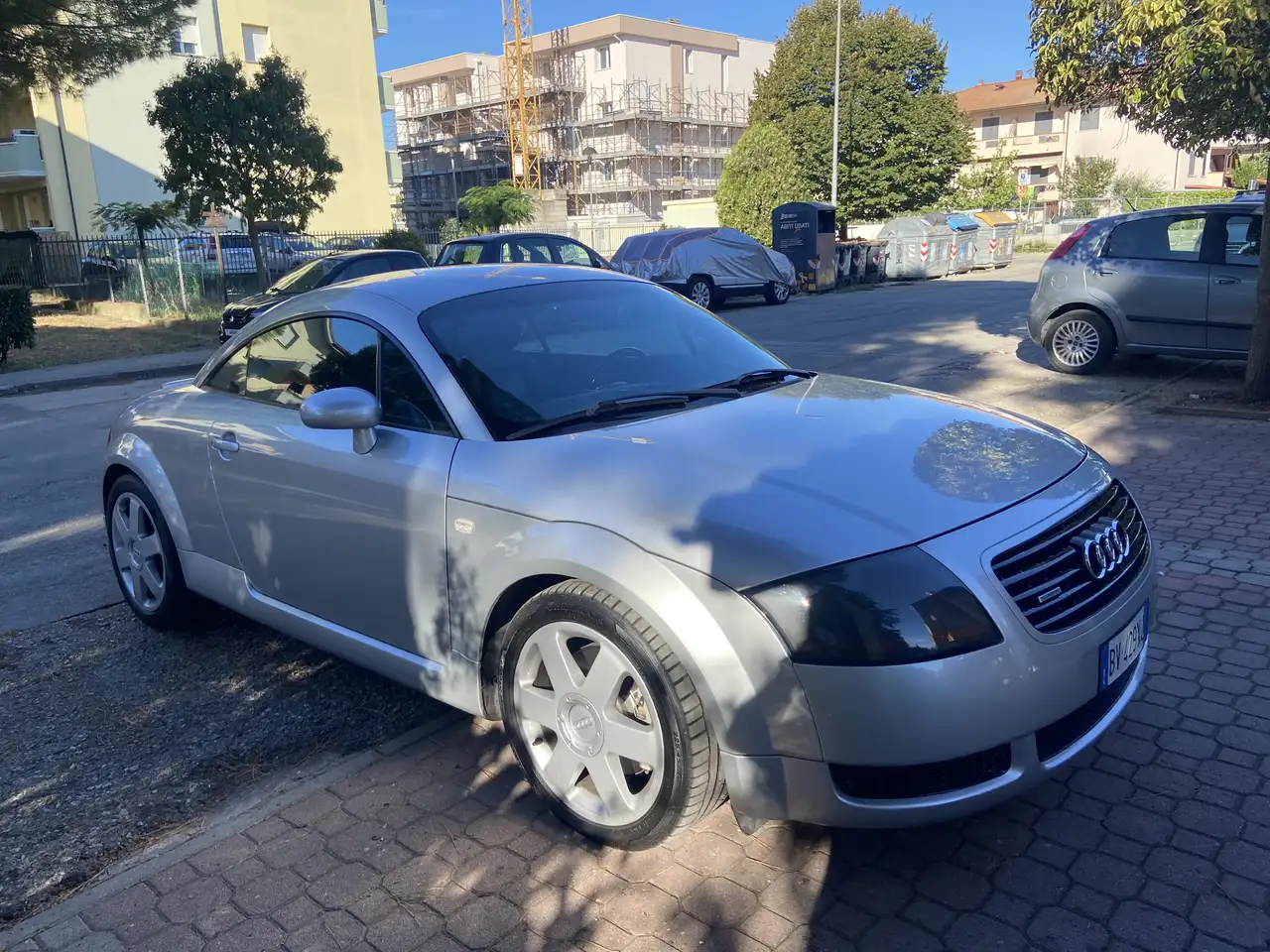 Audi TT I Coupe 1.8t - S-Line, foto 2