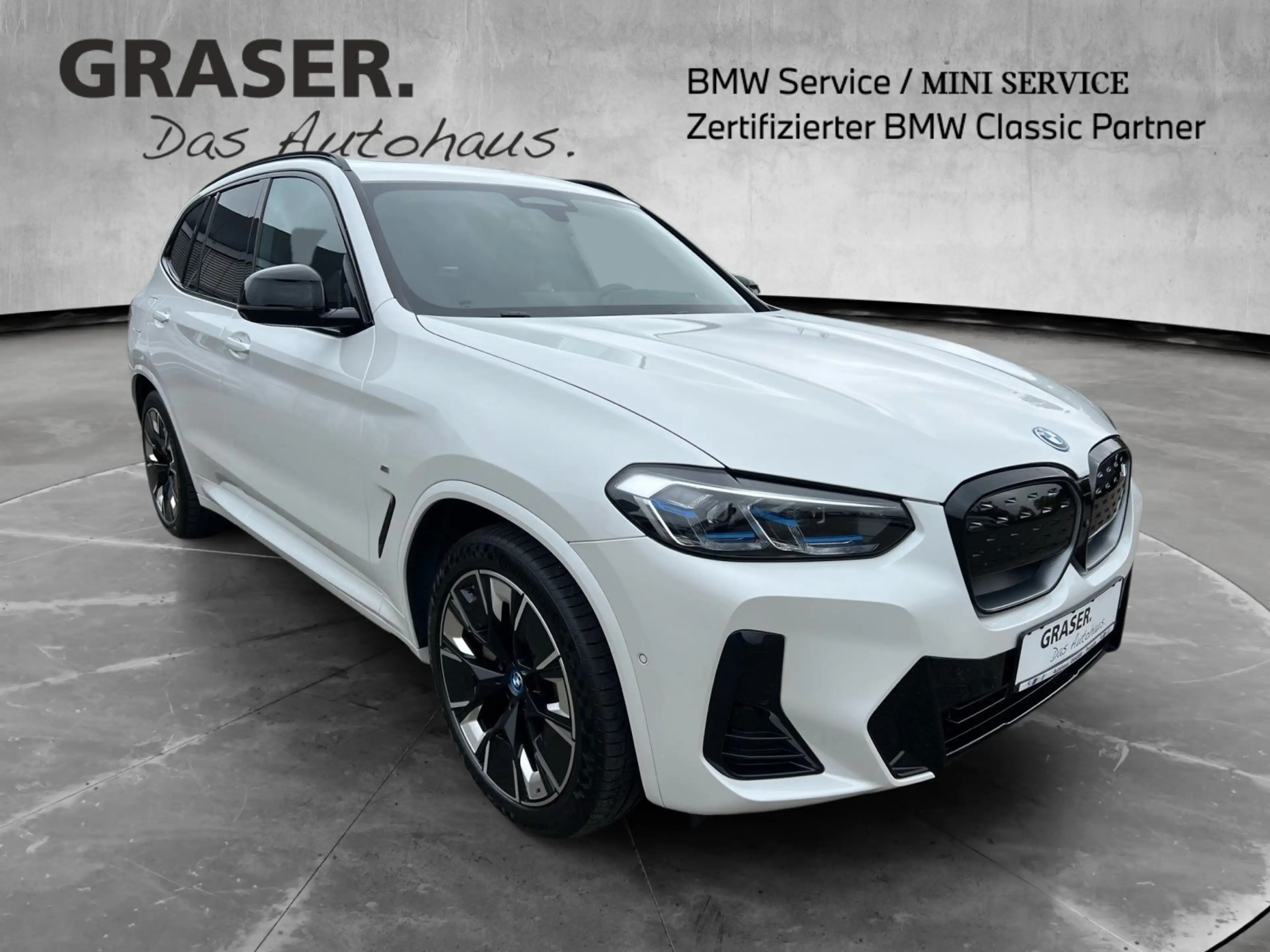 BMW iX3 M Sport AHK Shz Laser Head-Up H&K — photo 9