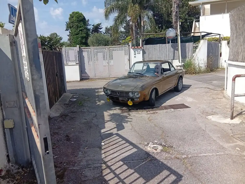 Lancia Fulvia 1974 из Европы — купить под ключ