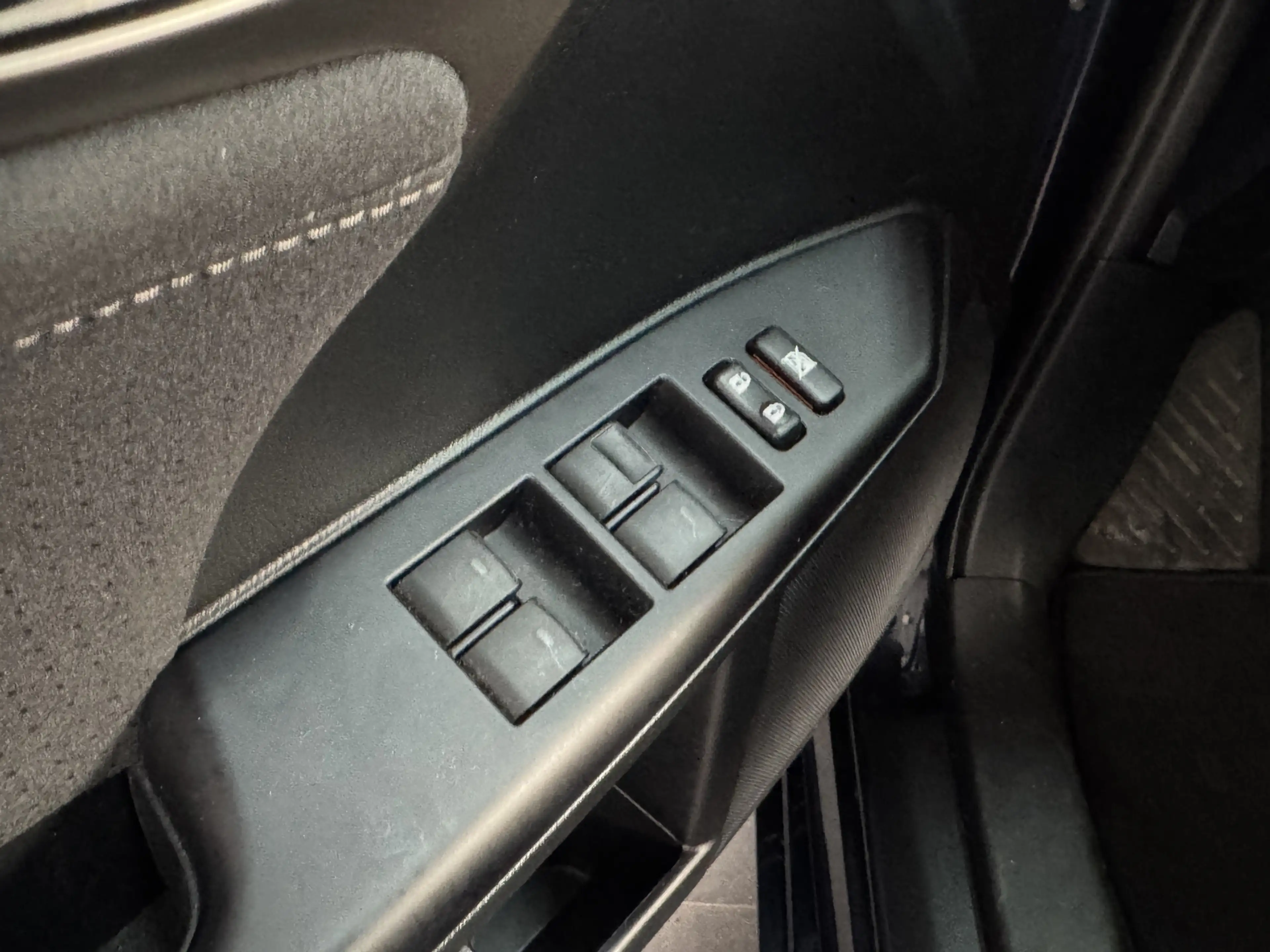 Lexus CT 200h Edition 30 | Navigatie | All Seasons | — photo 9