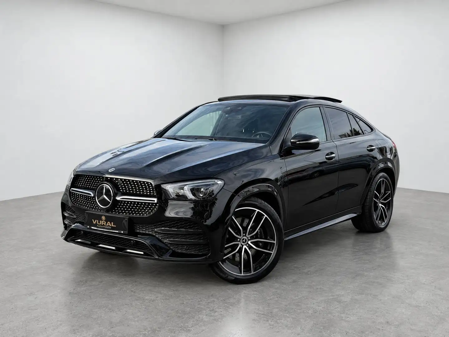 Mercedes-Benz GLE 350 de 4Matic Coupe AMG-LINE | PANORAMA | 360° Kamera | Head-up | Schwarz - 2