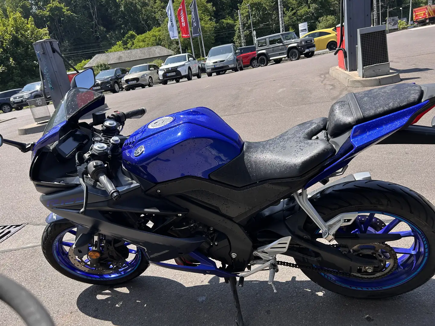 Yamaha YZF-R125 - 2