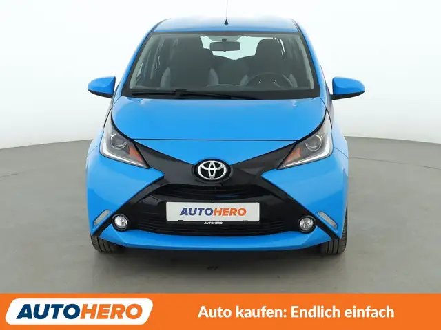 Toyota Aygo view 9