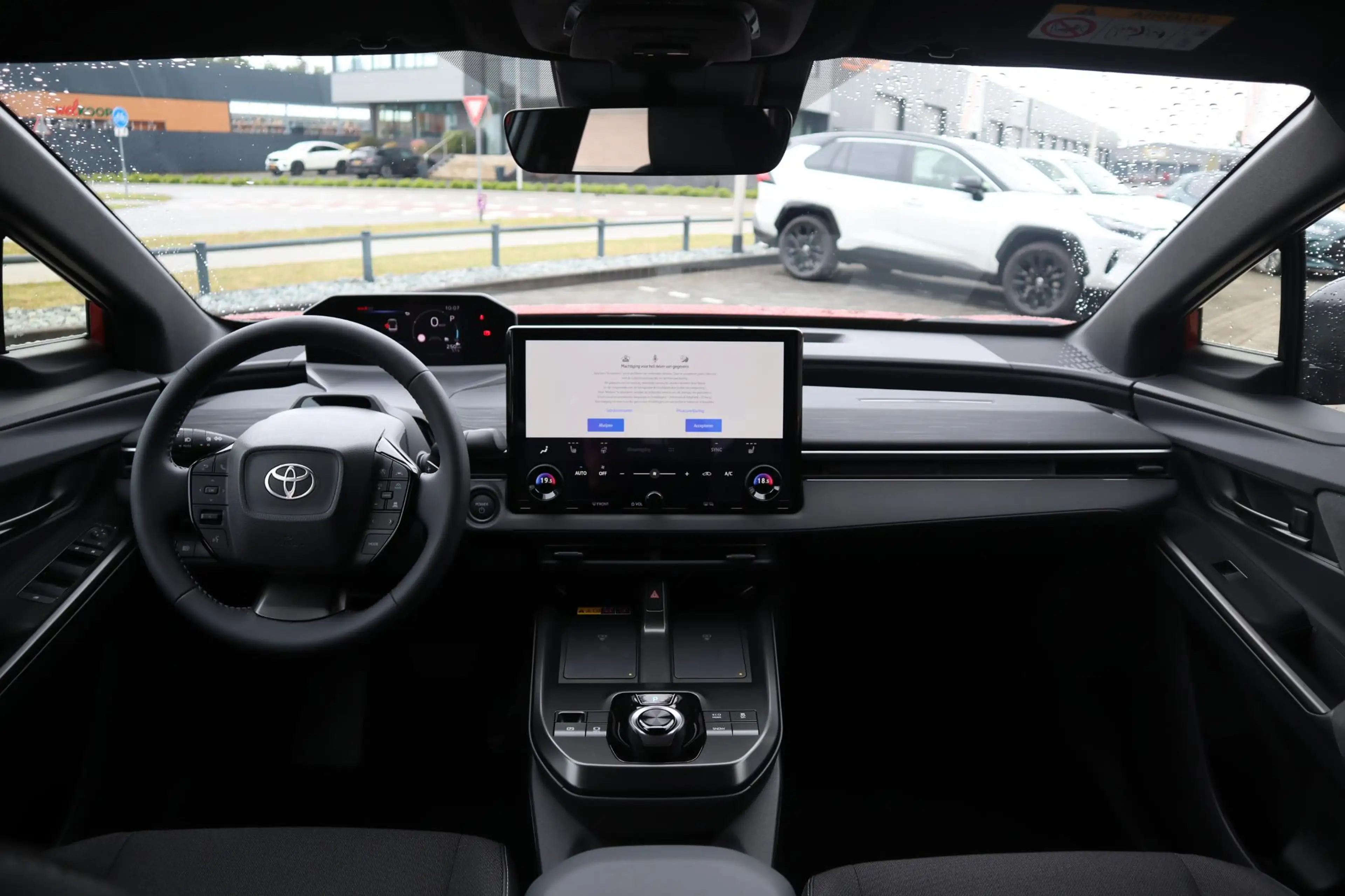 Toyota C-HR+ FIRST EDITION 77KWH 607KM-WLTP DEMO 20"LM-VELGEN E — photo 21