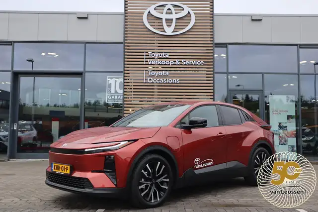 Toyota C-HR+