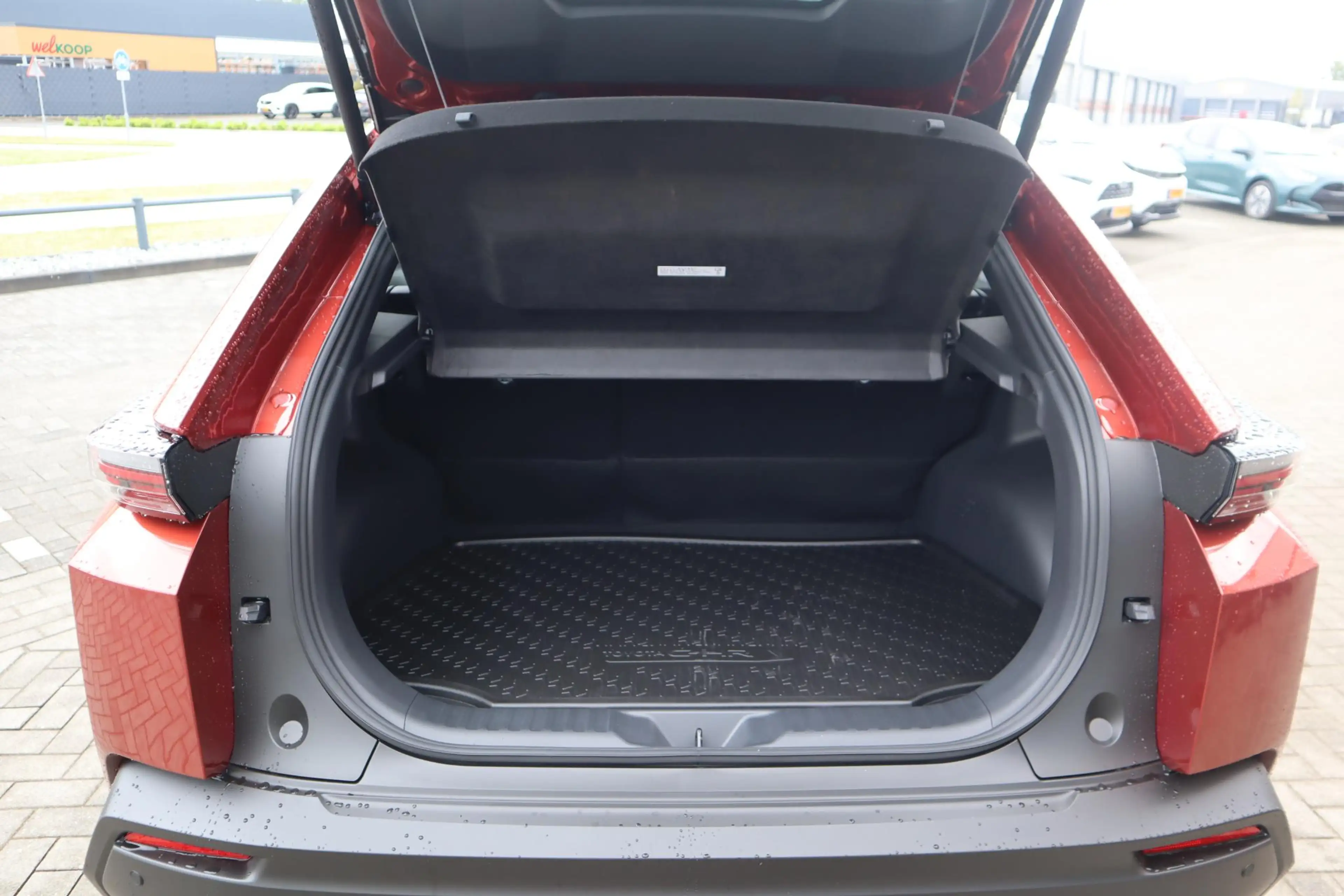 Toyota C-HR+ FIRST EDITION 77KWH 607KM-WLTP DEMO 20"LM-VELGEN E — photo 5