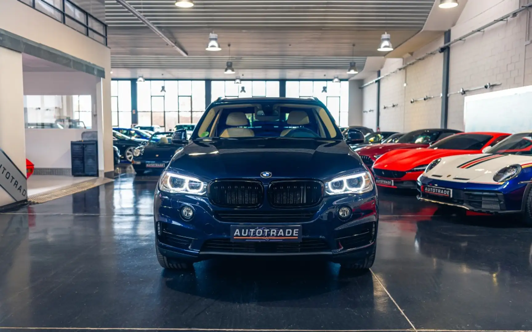 BMW X5 xDrive 30dA Blau - 2