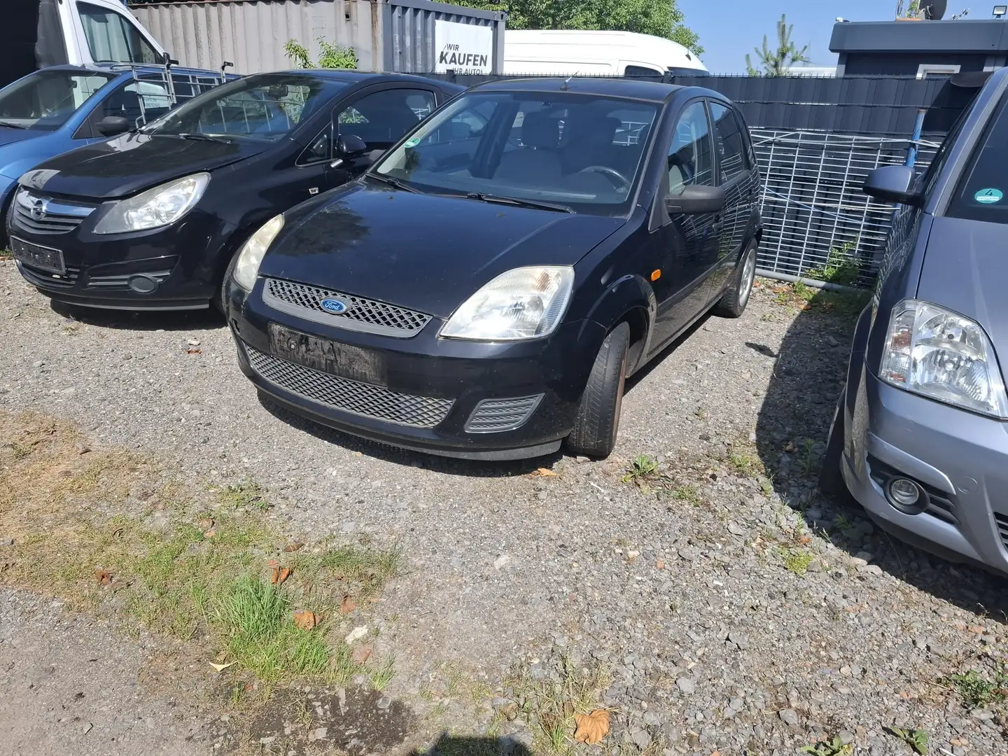 Ford Fiesta Ambiente - 2
