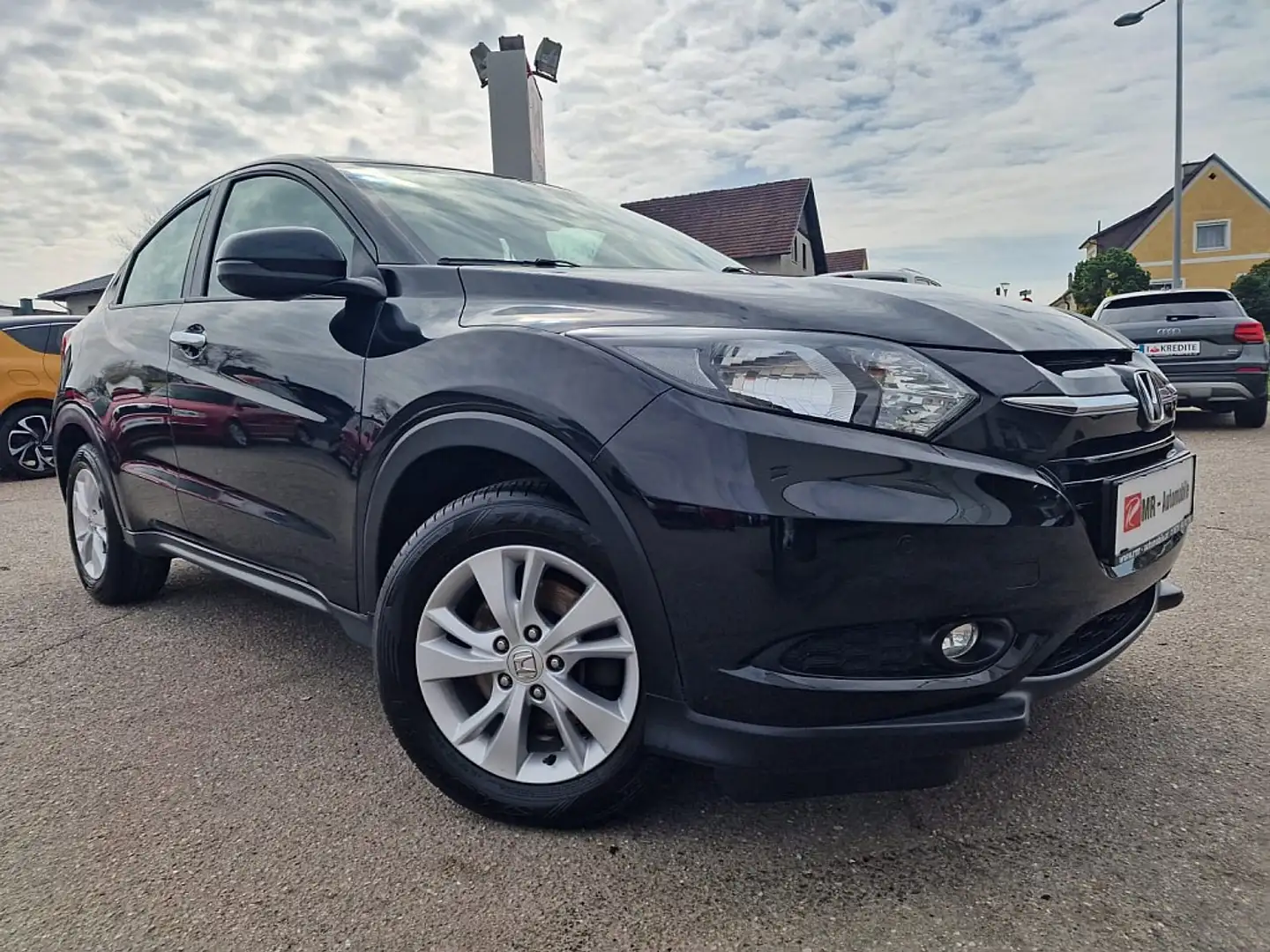 Honda HR-V 1,6 i-DTEC Elegance Schwarz - 1