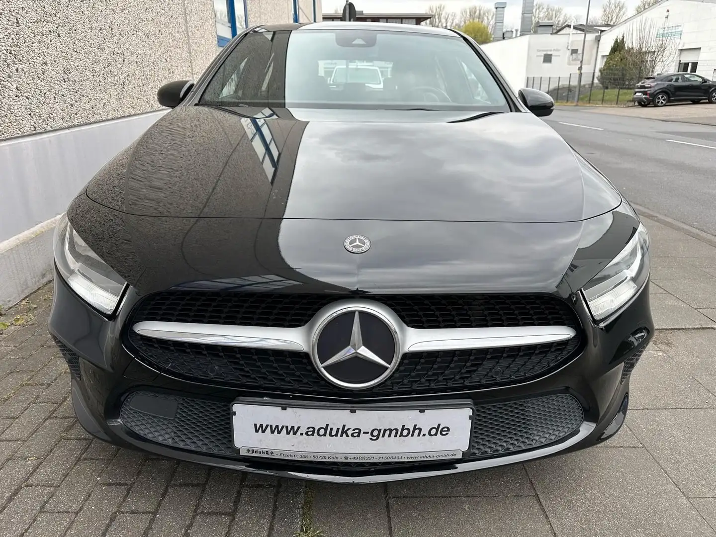 Mercedes-Benz A 180 d 7G-DCT Automatik Kamera Park Assist Navigation Nero - 2