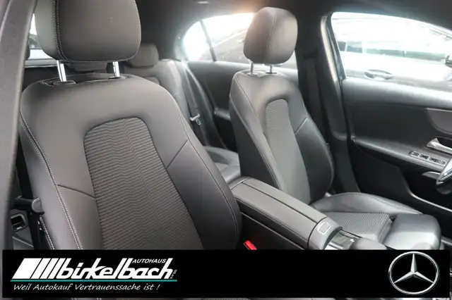 Mercedes-Benz A view 12