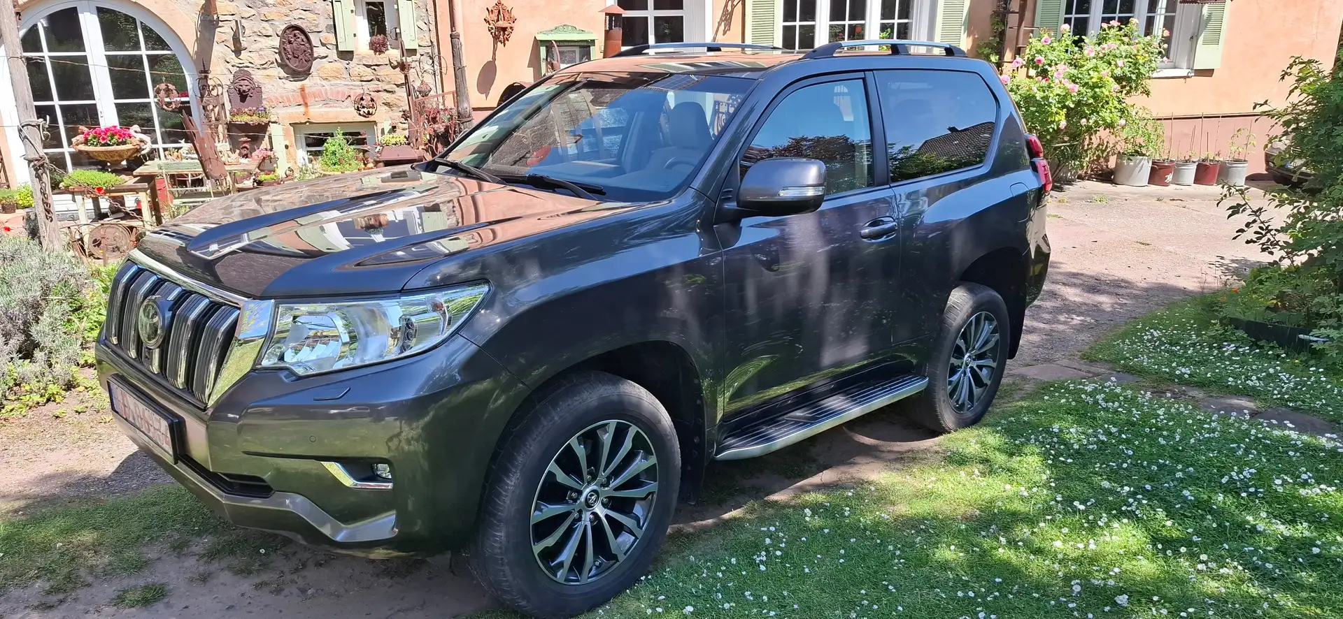 Toyota Land Cruiser D4D AUTOM EXECUTIVE NAVI LEDER eSD AHK RENTNER-KFZ Szary - 2