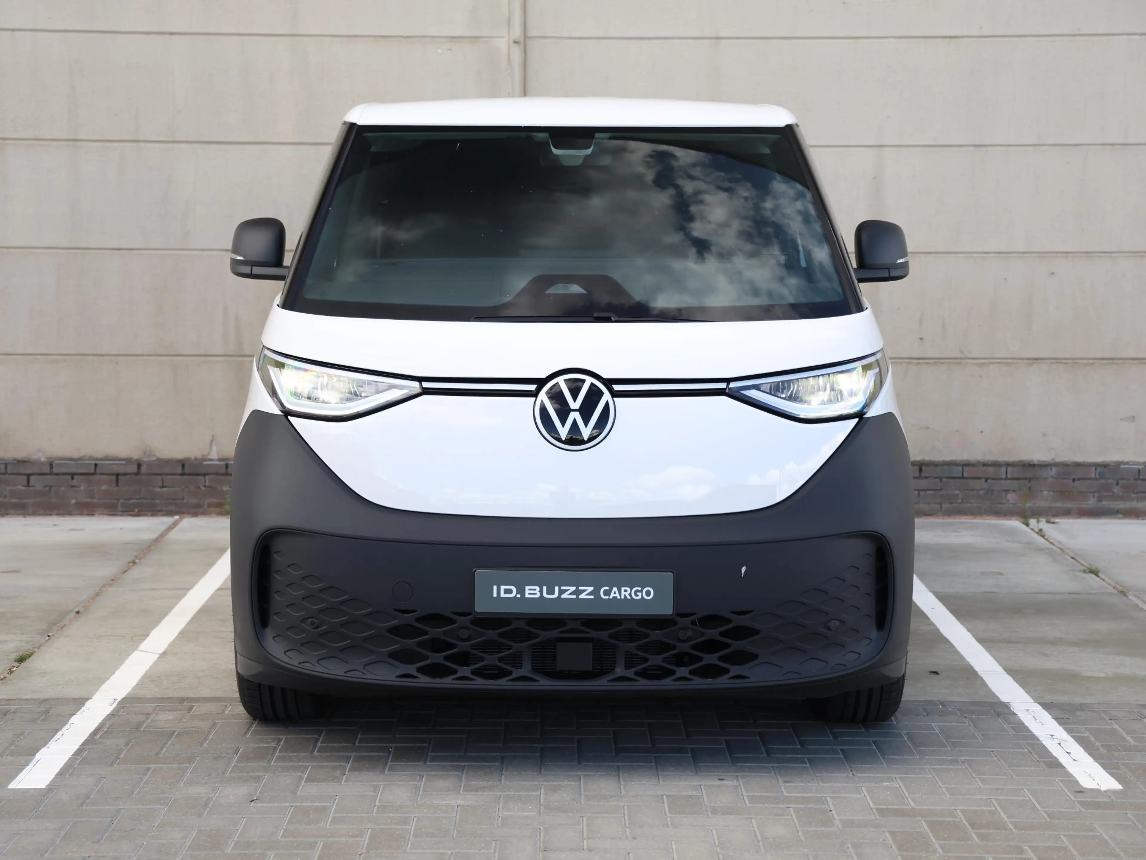 Volkswagen ID. Buzz Cargo Economy Limited Edition Elektromotor 210 kW (286 p — photo 4