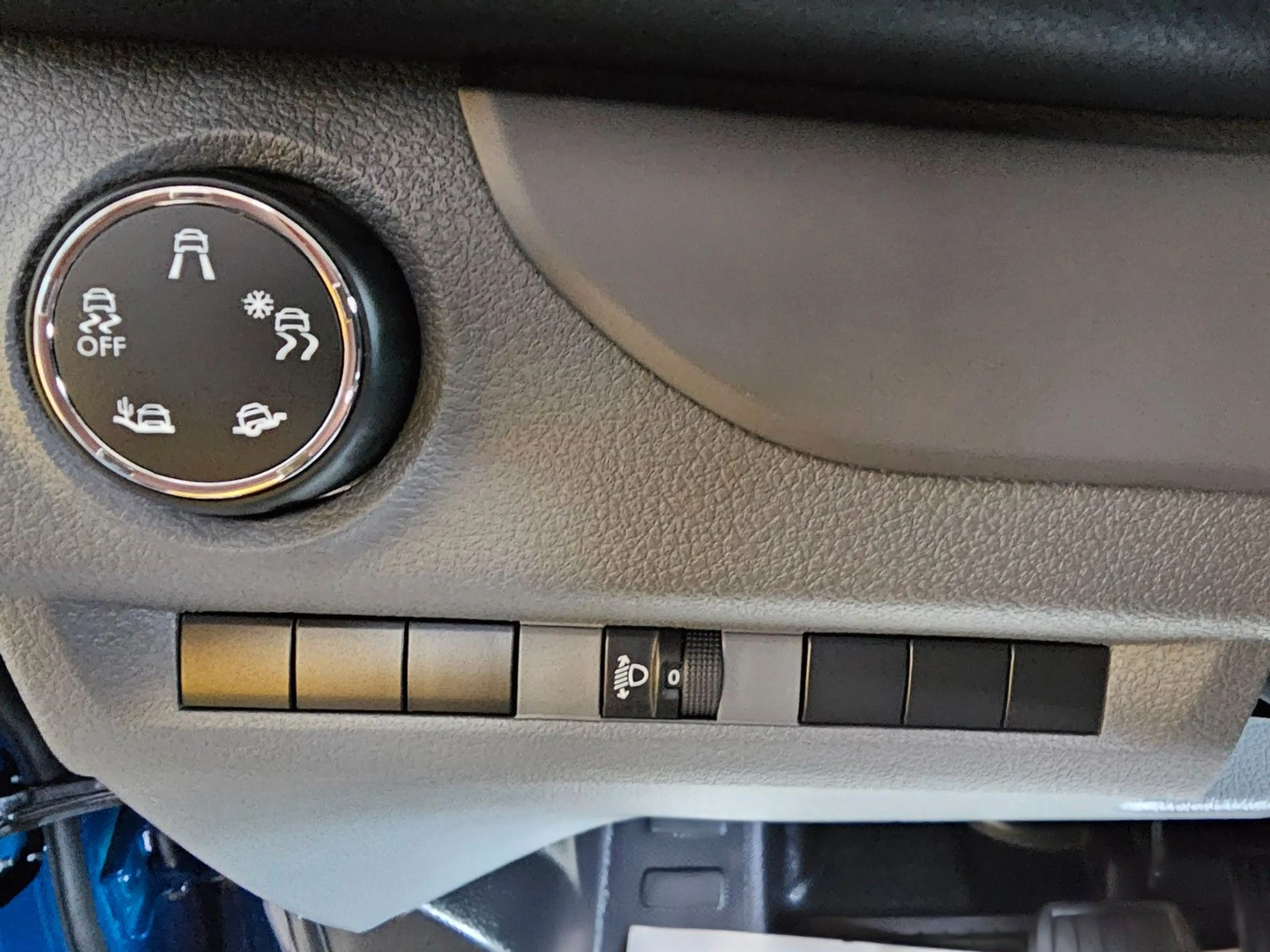 Peugeot Traveller AHK Navi 8 Sitze — photo 12