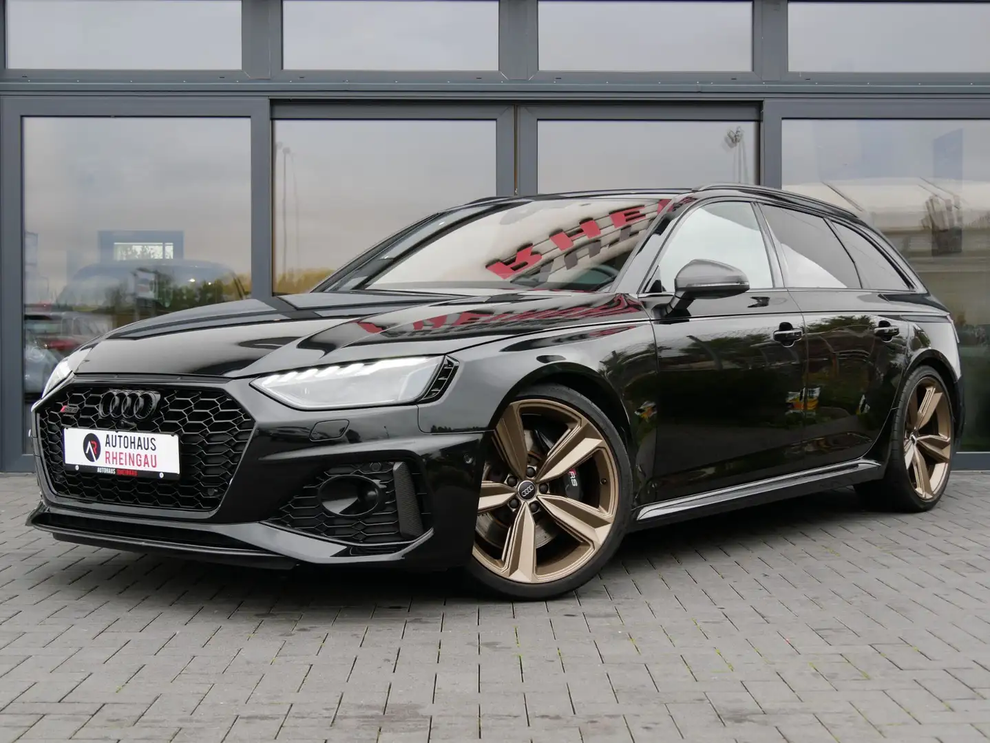 Audi RS4 2.9 TFSI quattro Exclusive/B&O/Carbon Schwarz - 1