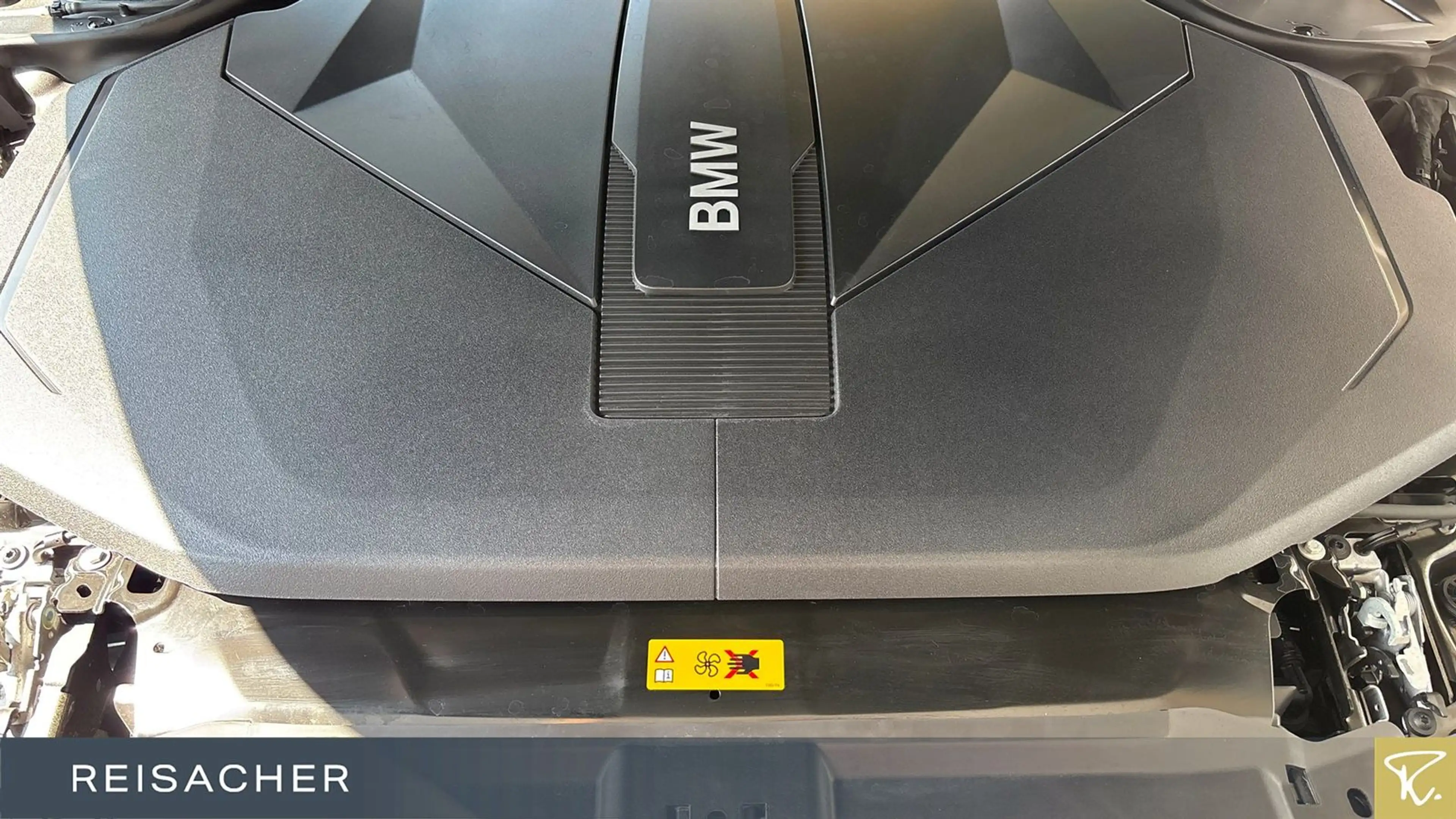 BMW i5 A eDrive40 Tou M-Sport,Pano,DA+,LHZ,LED — photo 7