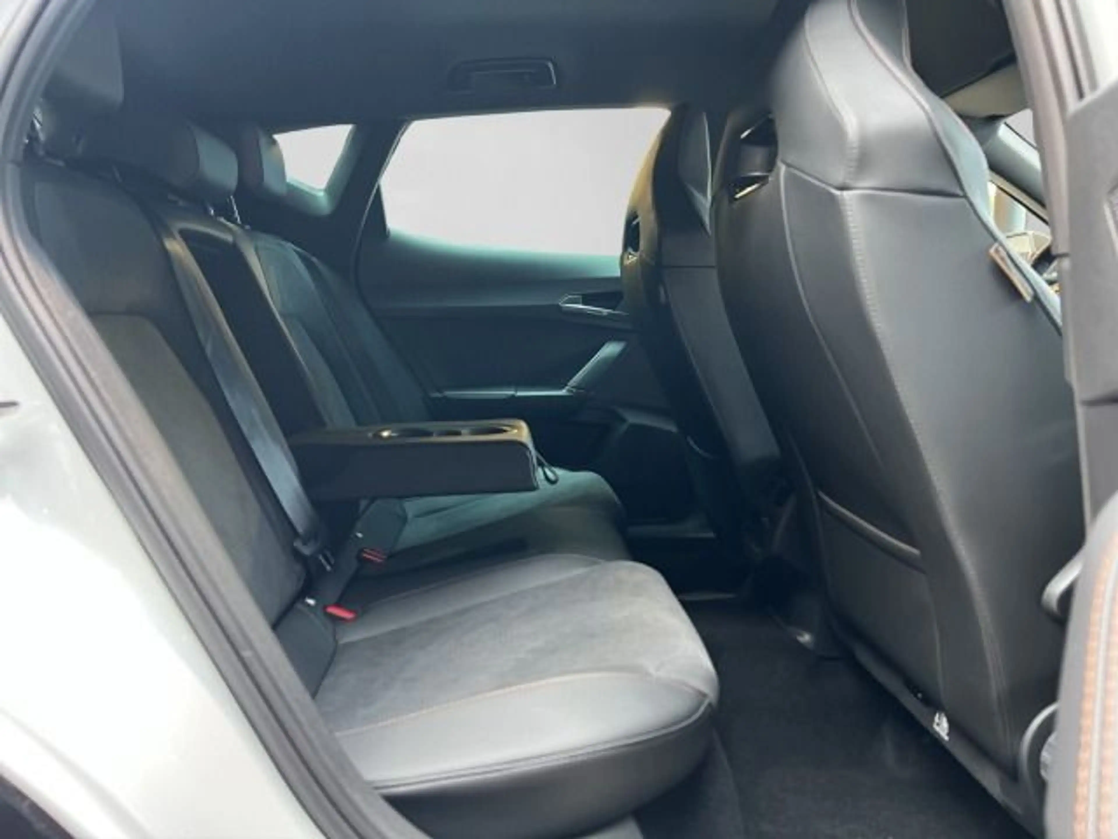 CUPRA Formentor 2.0 TSI DSG VZ 4DRIVE AREA VIEW NAVI S — photo 6