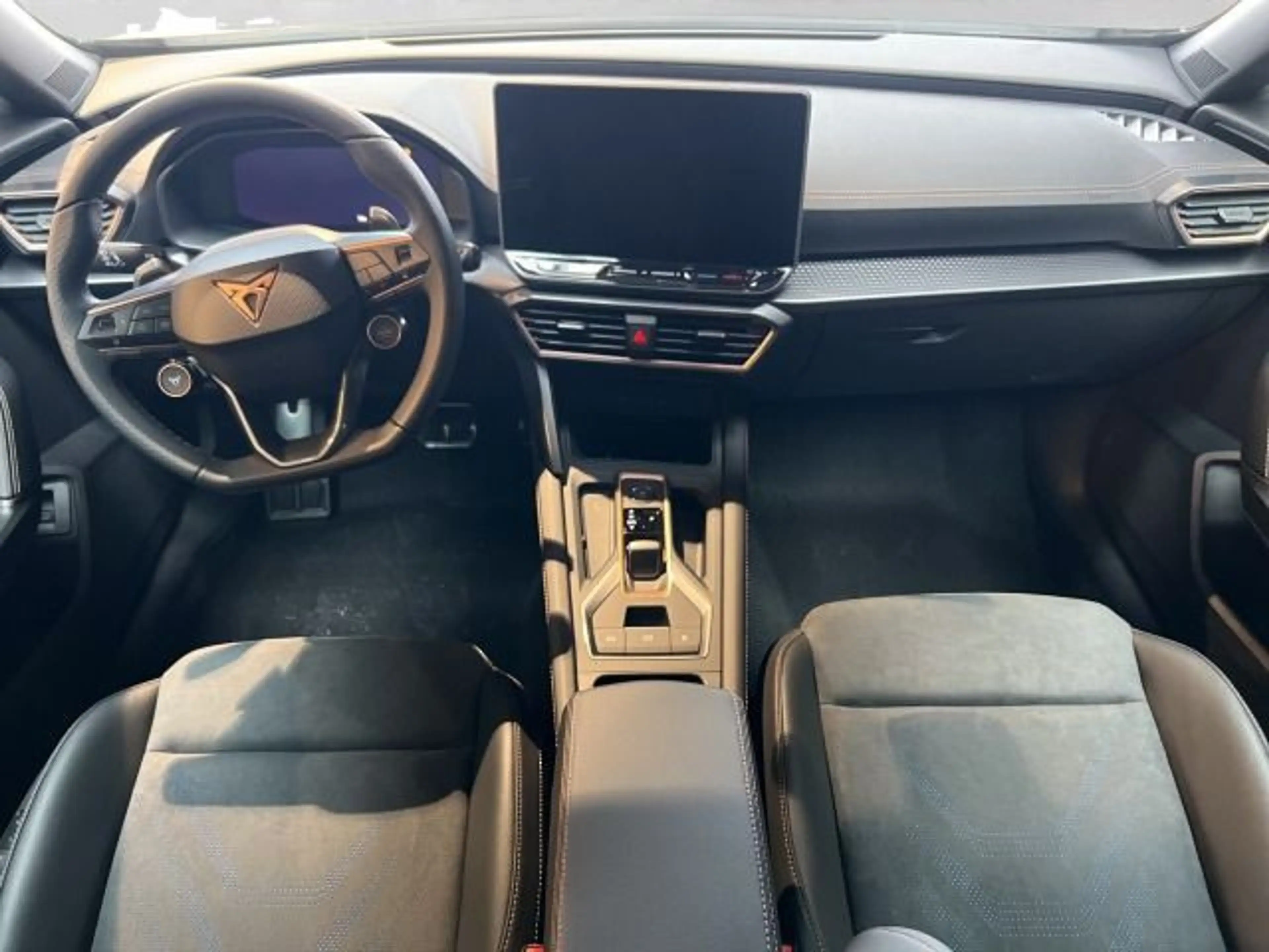 CUPRA Formentor 2.0 TSI DSG VZ 4DRIVE AREA VIEW NAVI S — photo 5