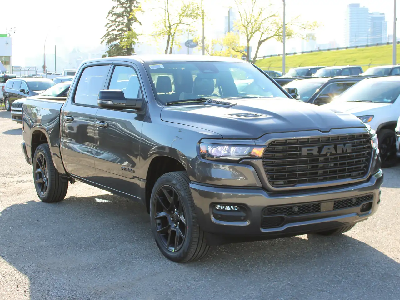RAM 1500 снимка RAM 1500