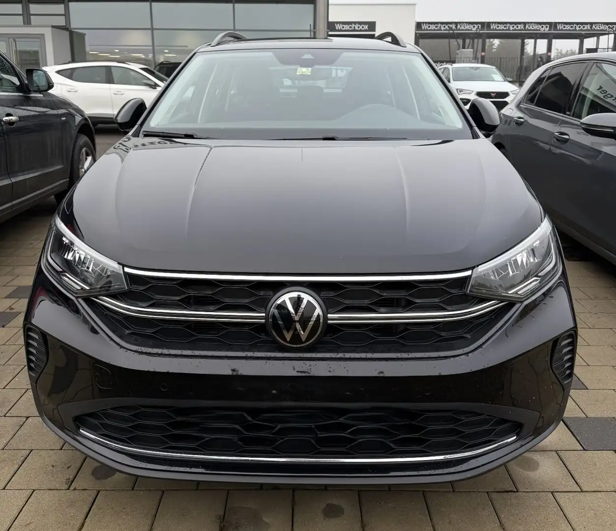 Volkswagen Taigo Life Schwarz - 2