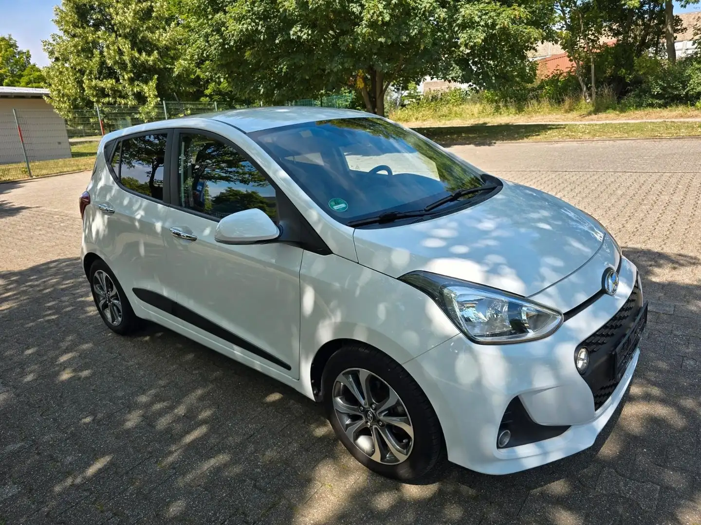 Hyundai i10 i10 1.2 Bílá - 1