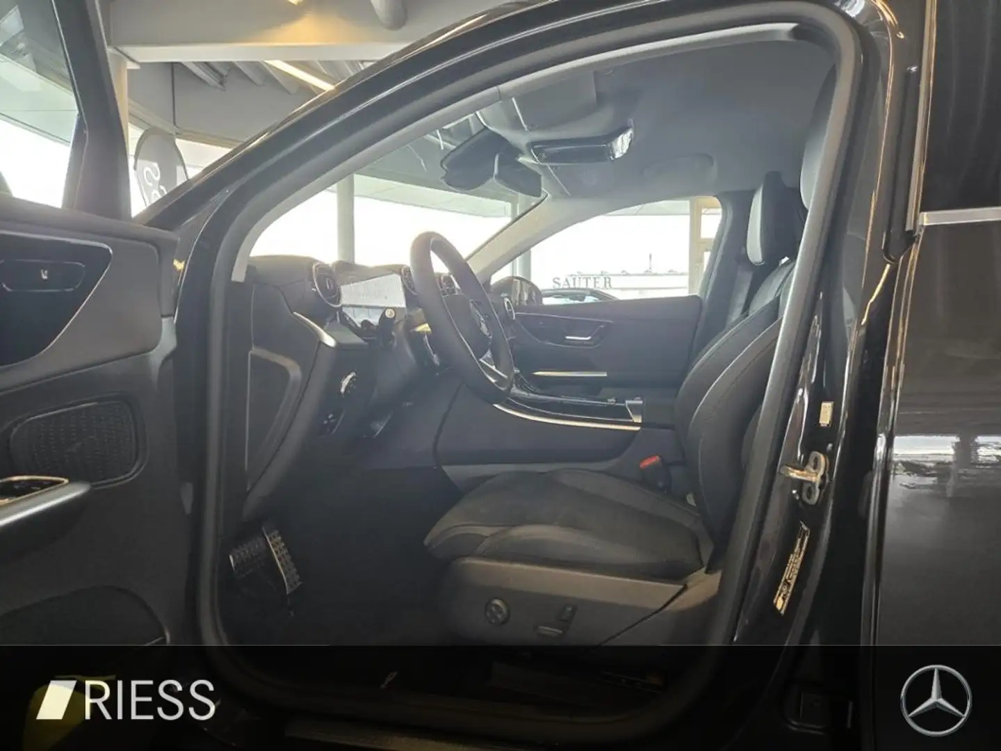 Mercedes-Benz GLC 300 de EQ 4M Coupé AMG+AHK+DIGITAL-LIGHT+KAMERA Grijs - 2