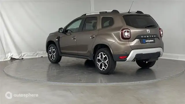 Dacia Duster view 8