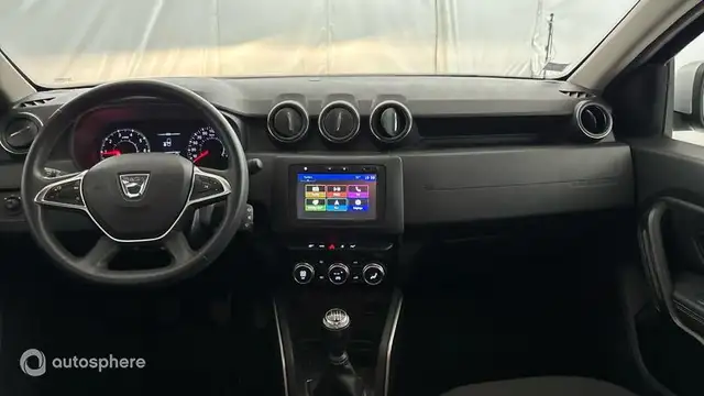 Dacia Duster view 11