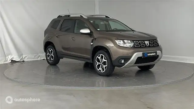 Dacia Duster view 3