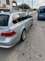 BMW 525 525i Touring Aut. Gris - thumbnail 2