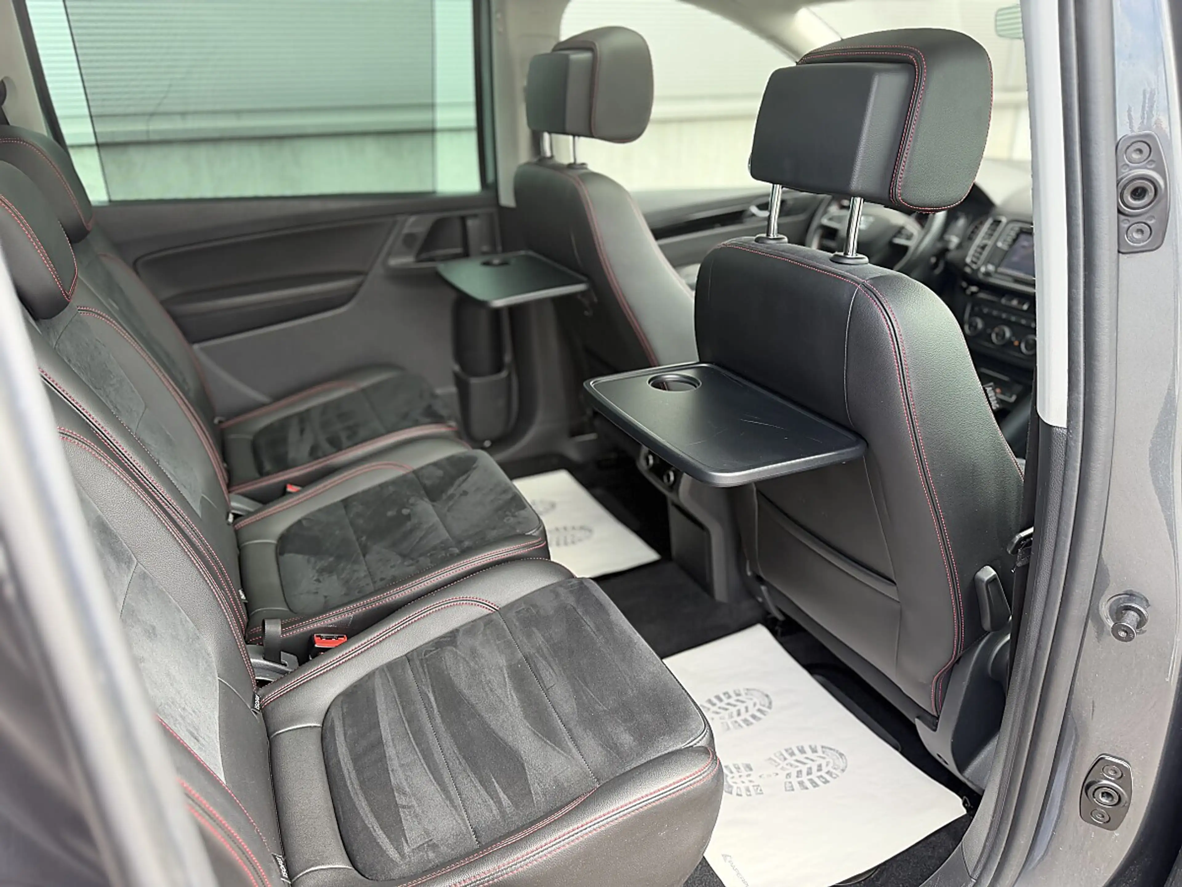 SEAT Alhambra FR 2,0 TDI CR DSG — photo 14