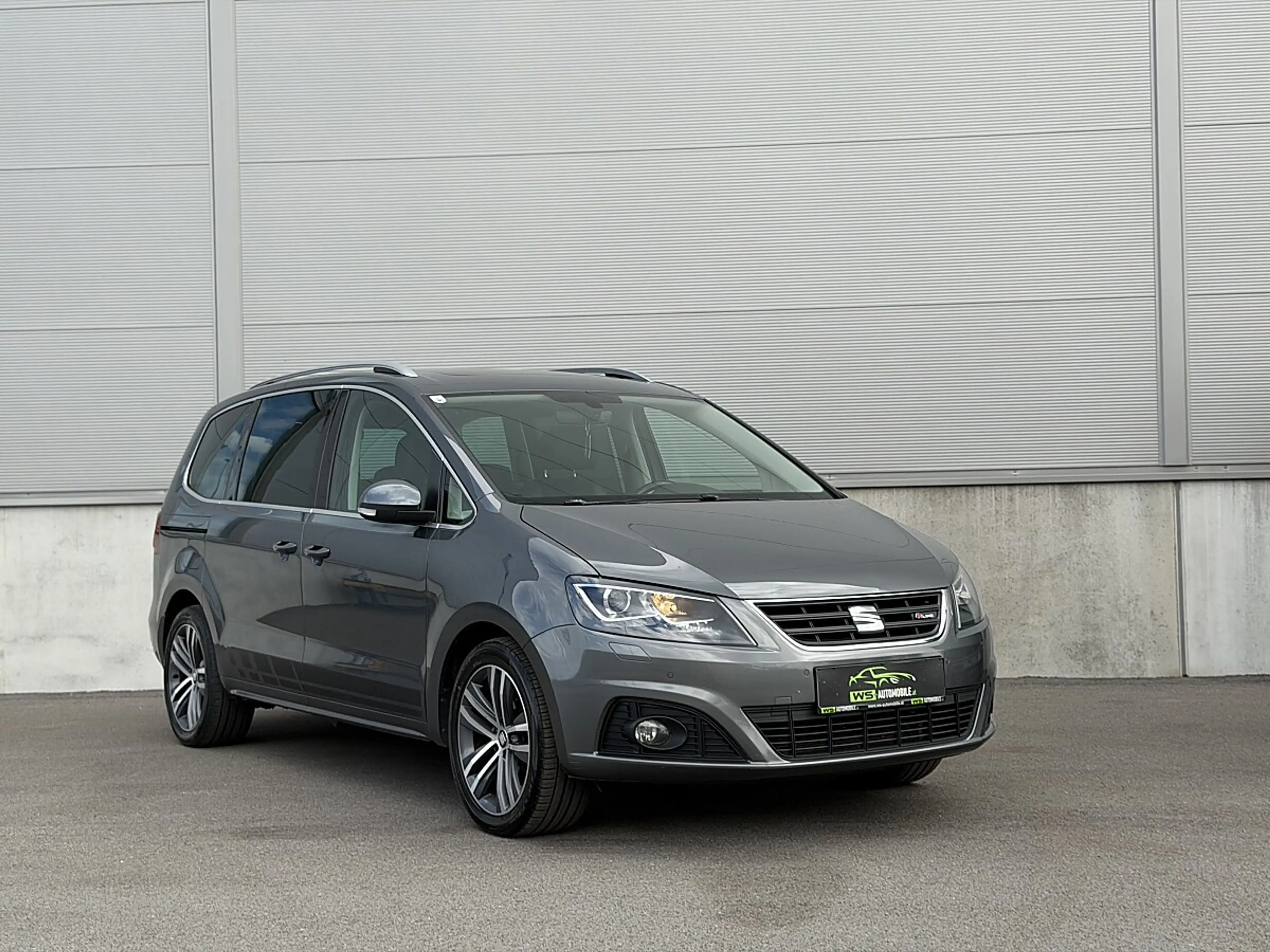 SEAT Alhambra FR 2,0 TDI CR DSG — photo 4