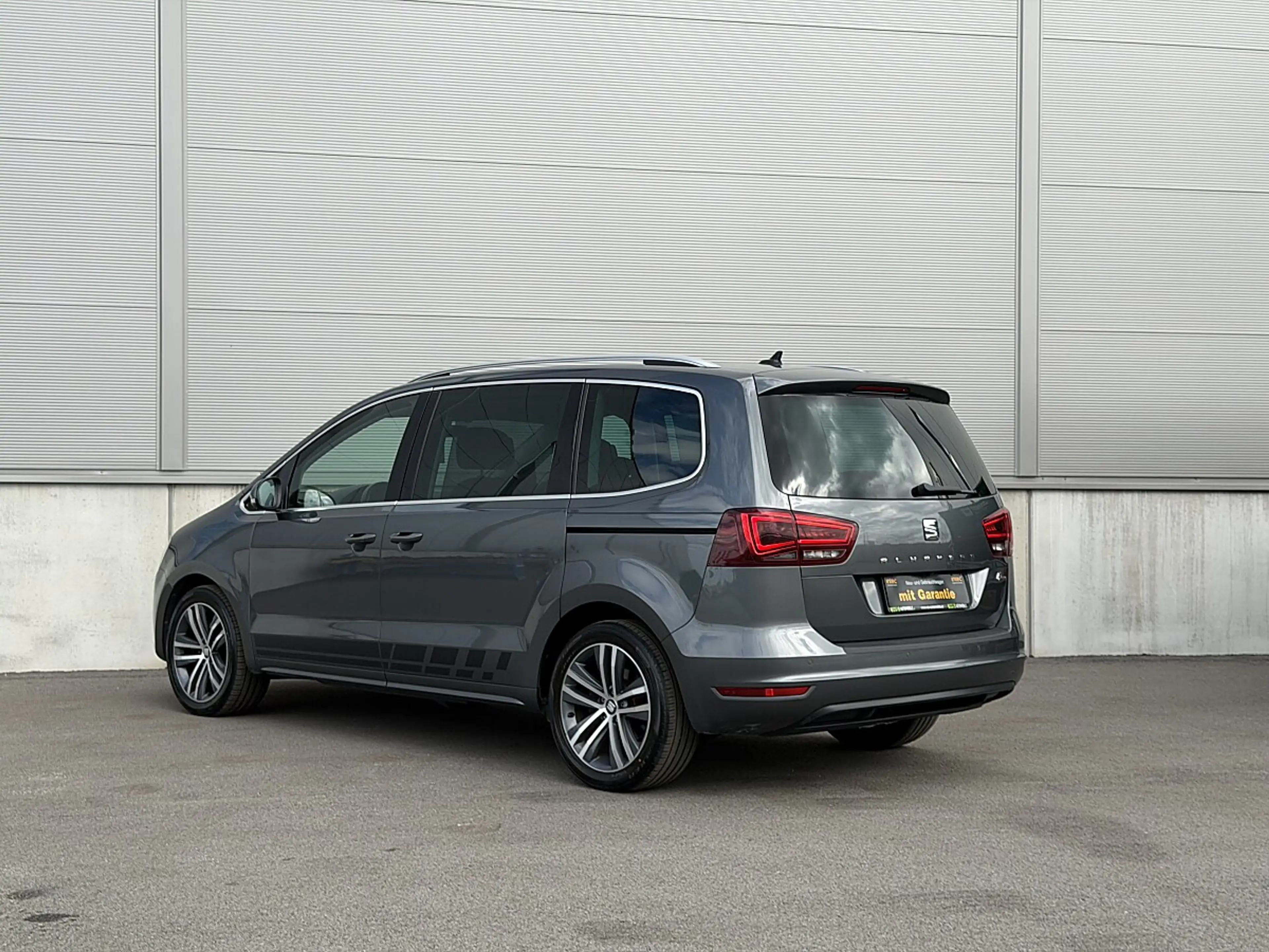 SEAT Alhambra FR 2,0 TDI CR DSG — photo 7