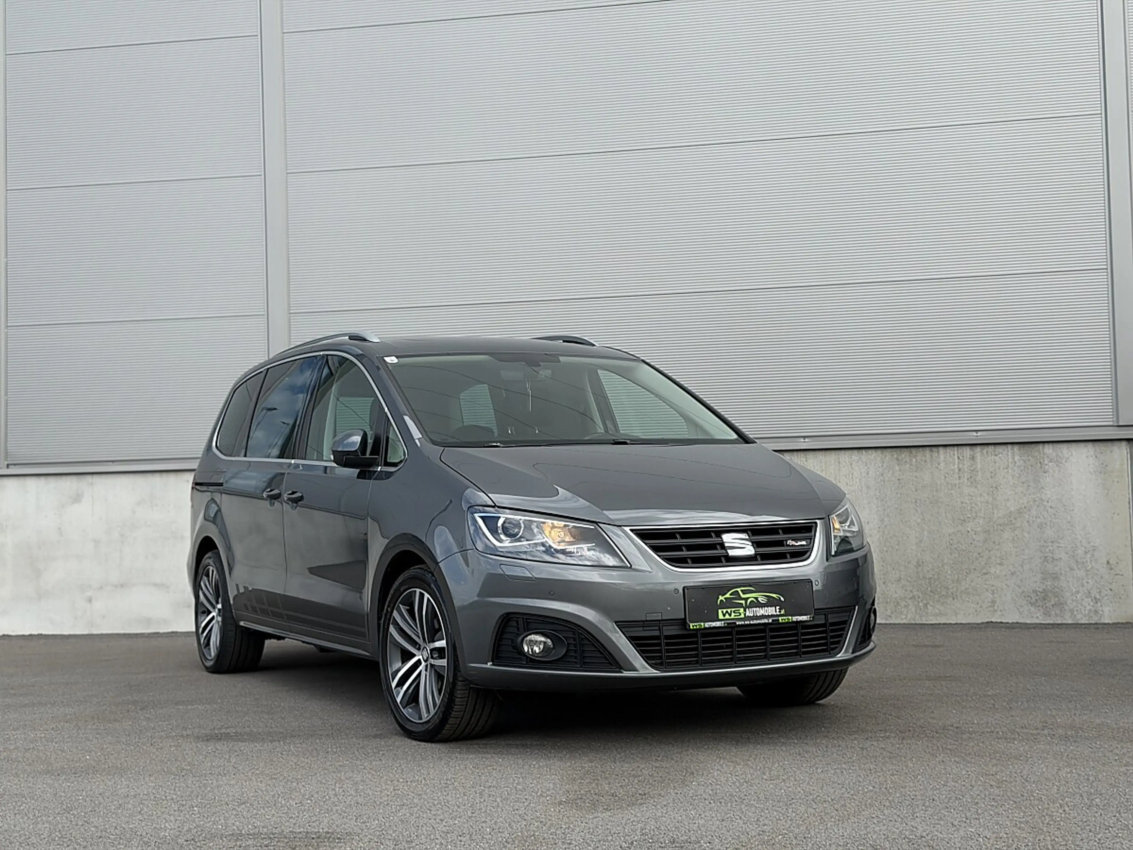 SEAT Alhambra FR 2,0 TDI CR DSG — photo 2