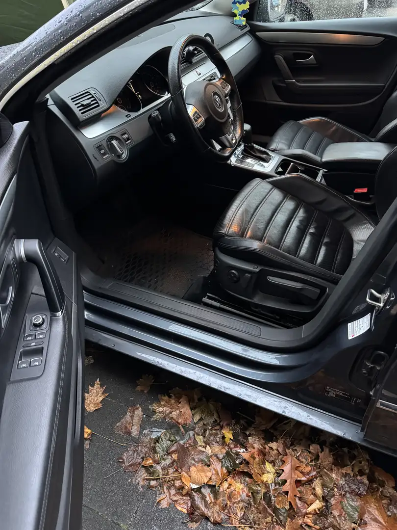 Volkswagen Passat CC DSG, Distronic, Leder belüftet, Navi groß Grau - 2