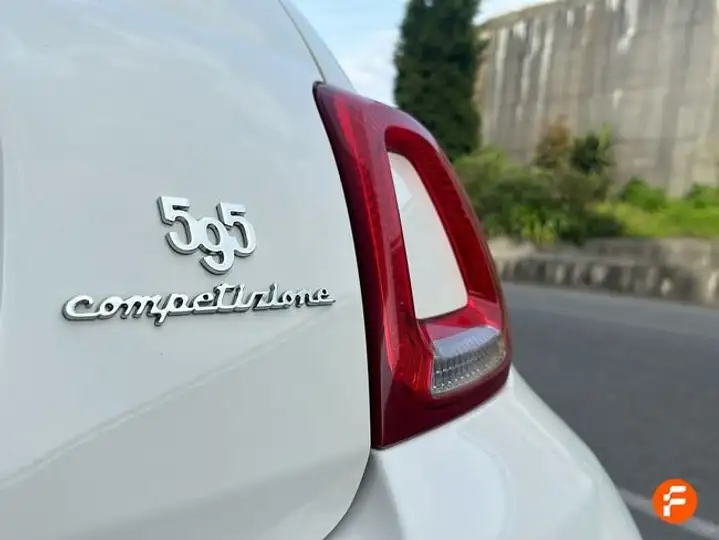 Abarth 500 1.4 16v T-Jet 595 E6D (2021) 2021, foto 17
