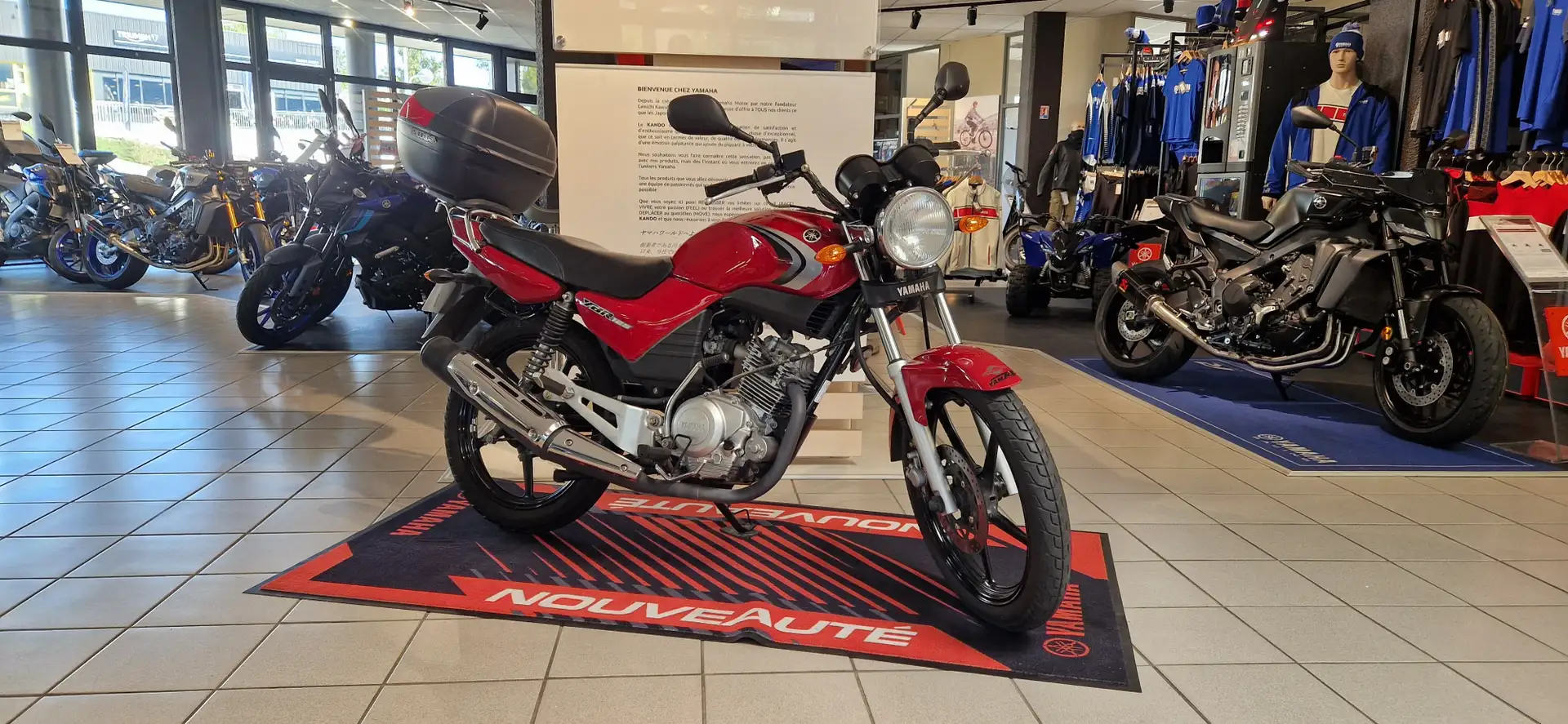 Yamaha YBR 125 Piros - 1