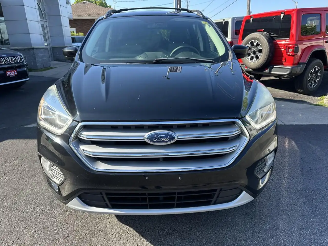 Ford Escape снимка Ford Escape