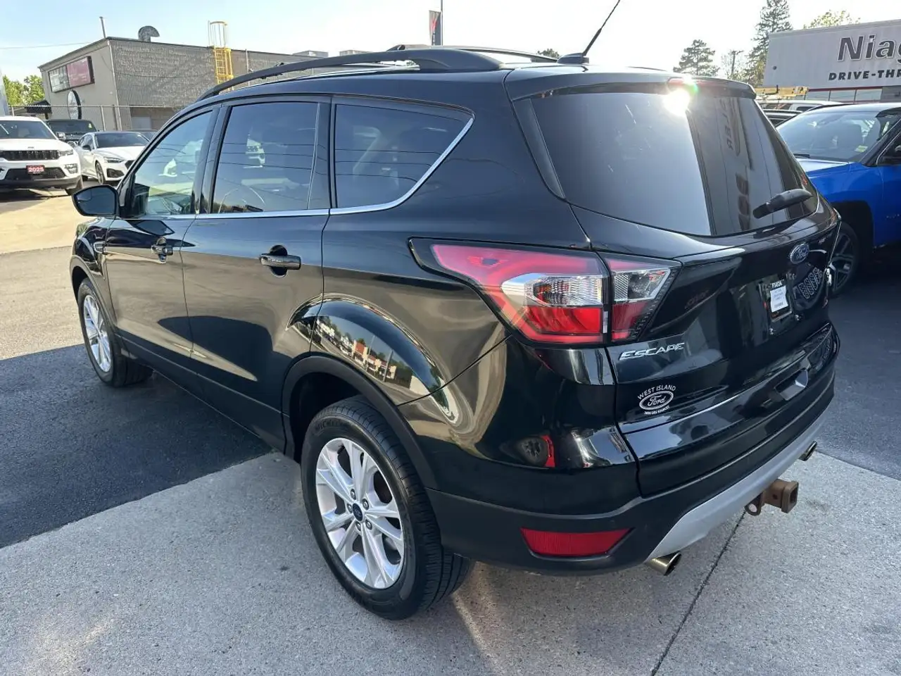 Ford Escape снимка Ford Escape