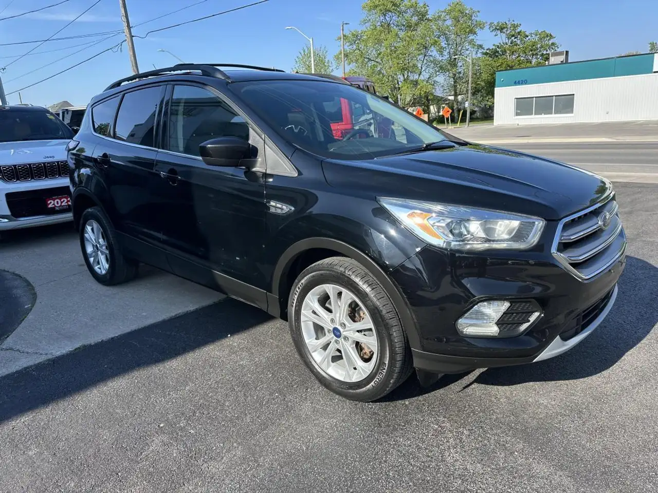 Ford Escape снимка Ford Escape