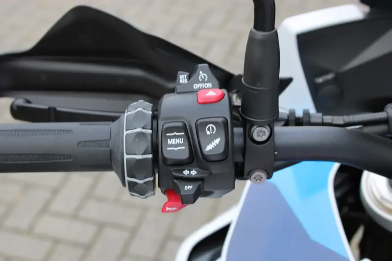 BMW S 1000 XR - foto 6