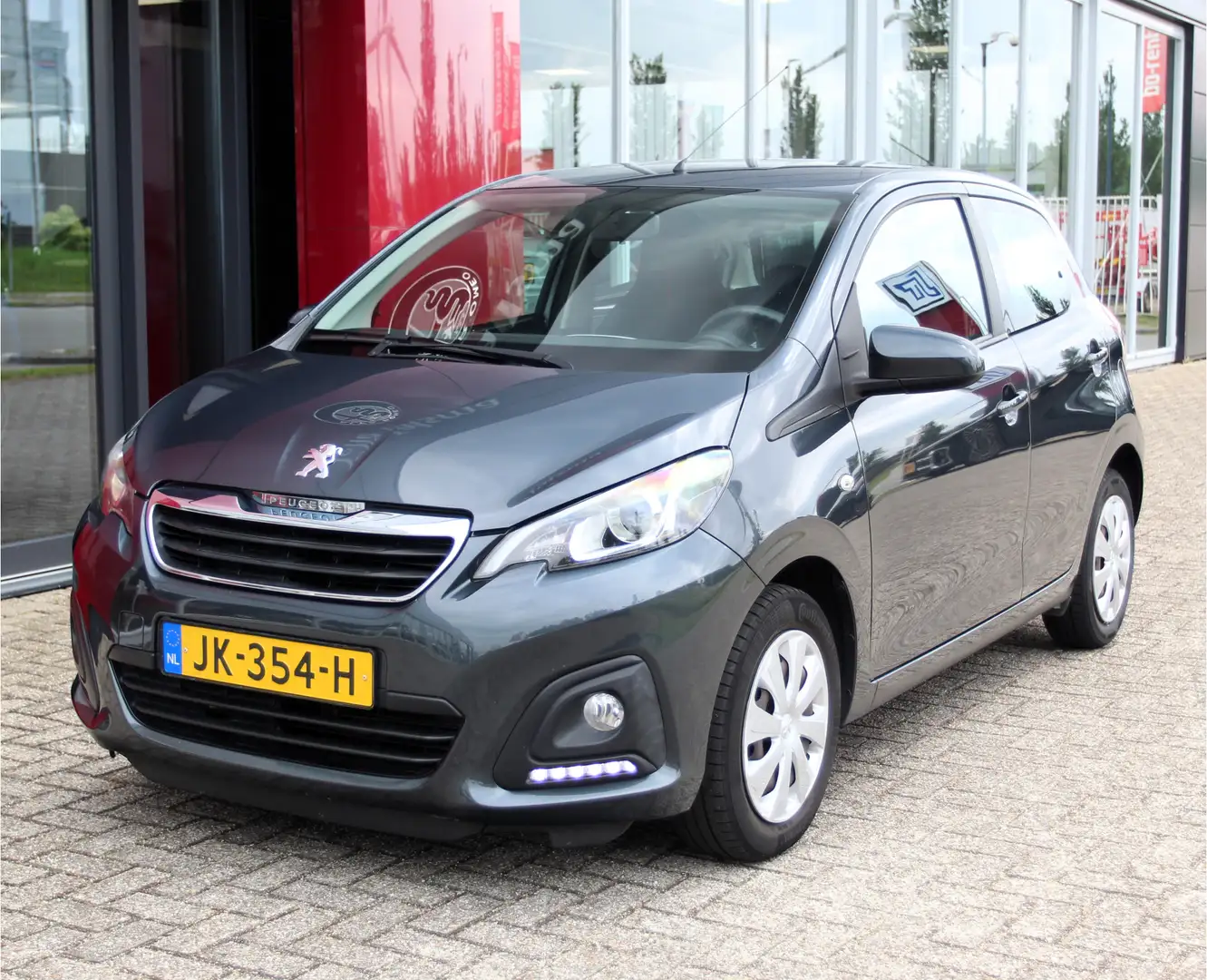 Peugeot 108 1.0 e-VTi Active | Airco | Start/Stop | LED dagrij Grijs - 2