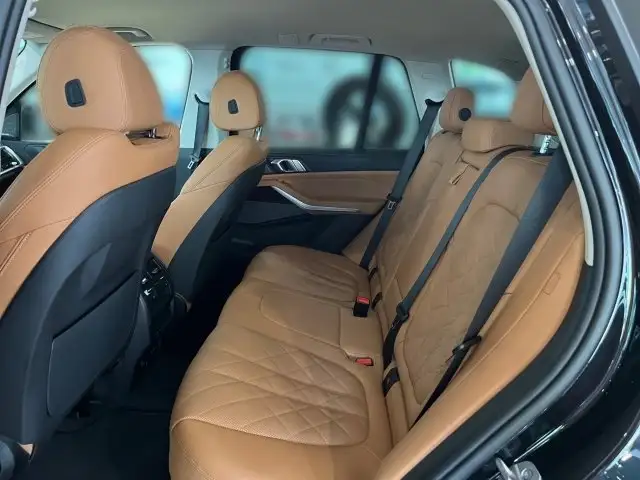 BMW X5 xDrive30d MHEV 48 Ansicht 9