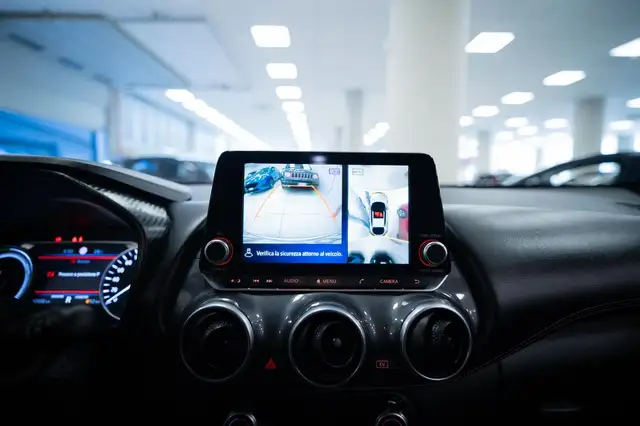 Nissan Juke view 12