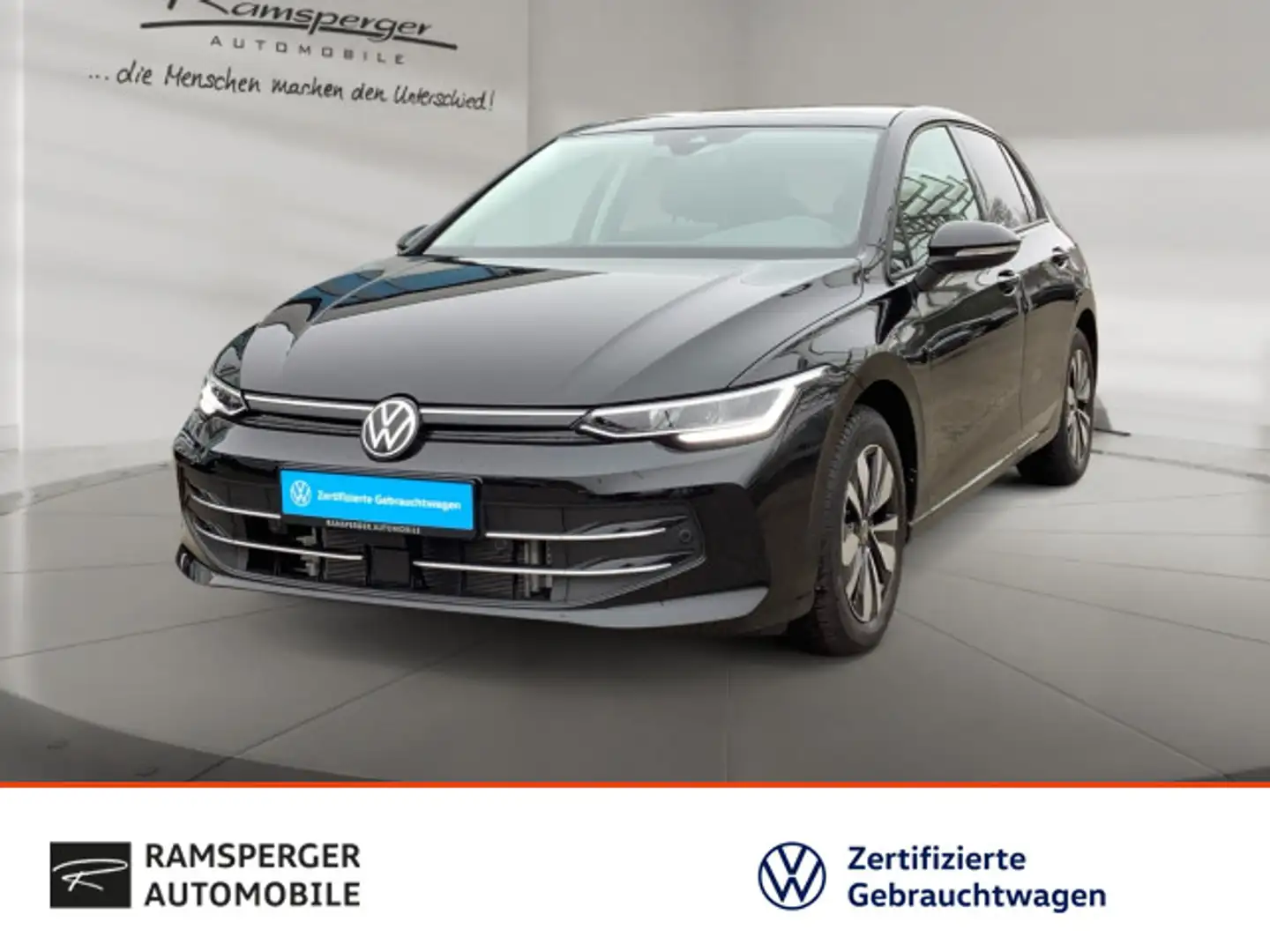 Volkswagen Golf VIII 1.5 TSI Goal AHK ACC LED Pano SHZ PDC Schwarz - 1
