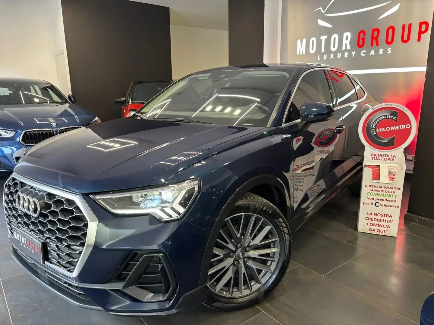 Audi Q3 SPB 35 TDI quattro S tronic Business Plus Blu/Azzurro - 1