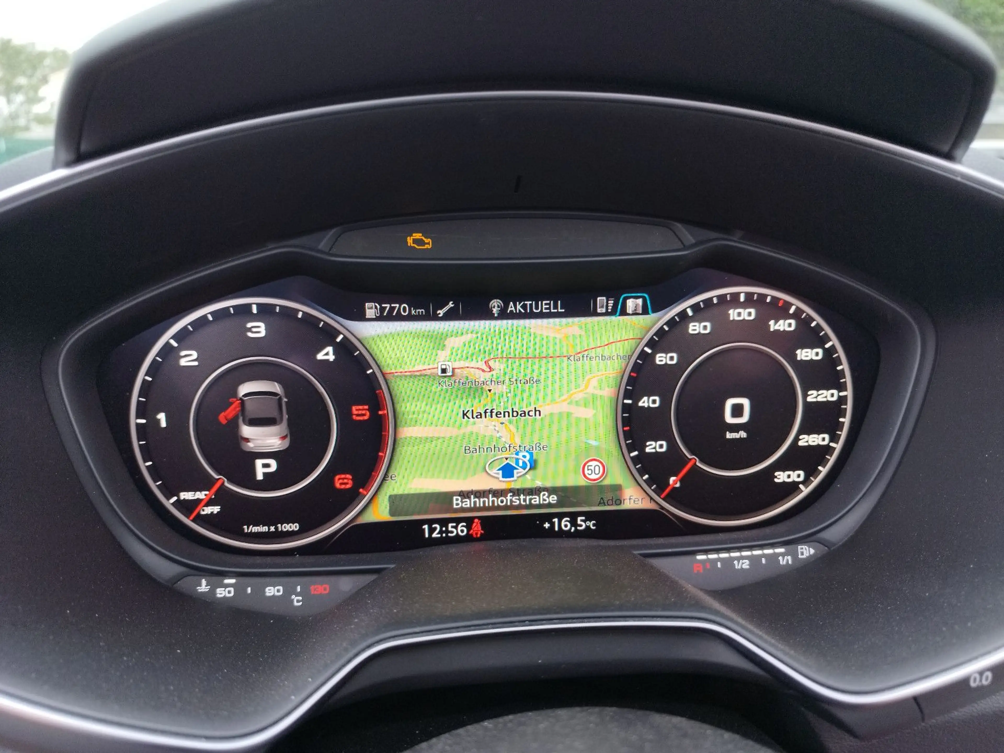 Audi TT Roadster 2.0 TDI quattro — photo 13