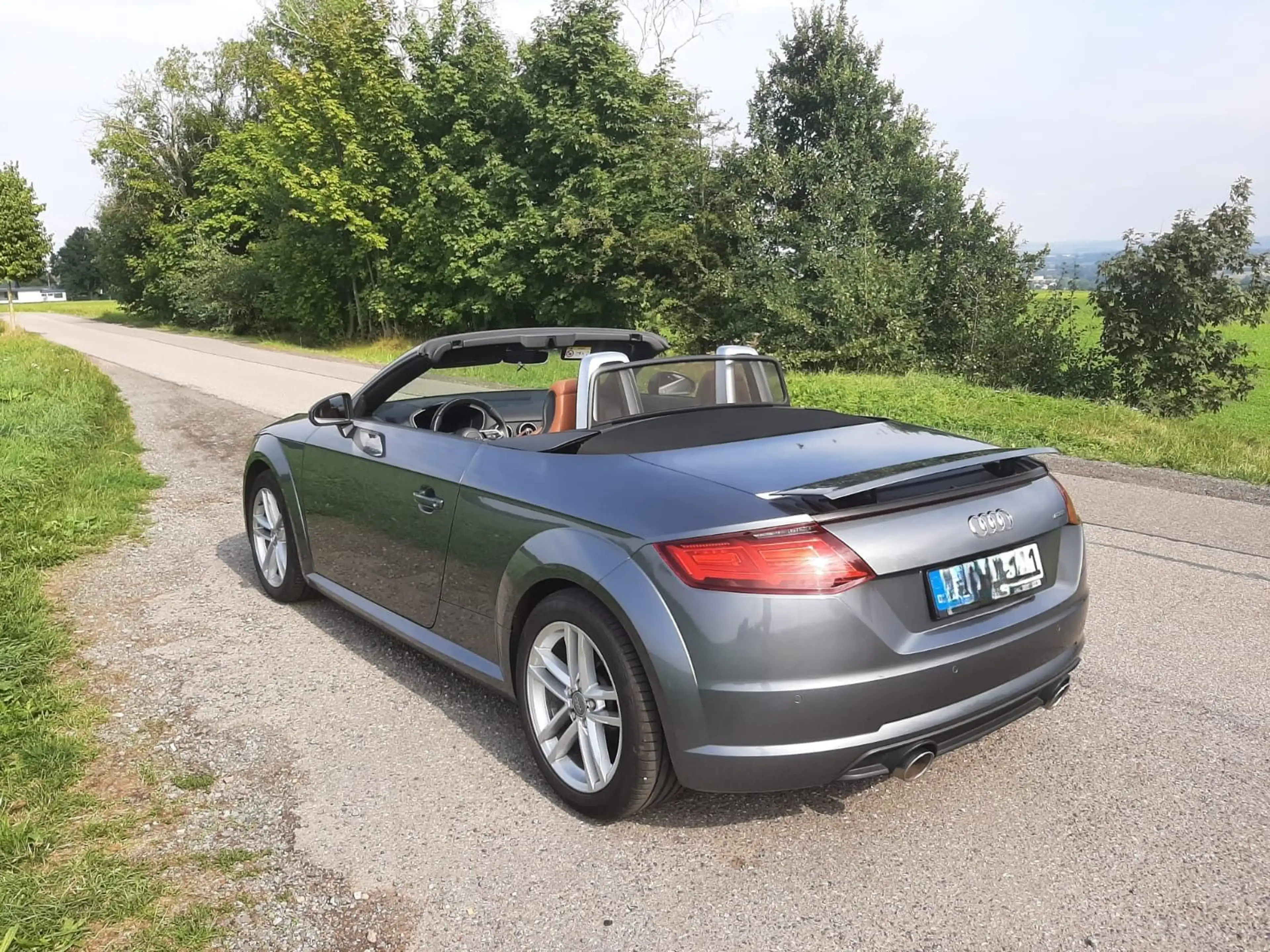 Audi TT Roadster 2.0 TDI quattro — photo 6
